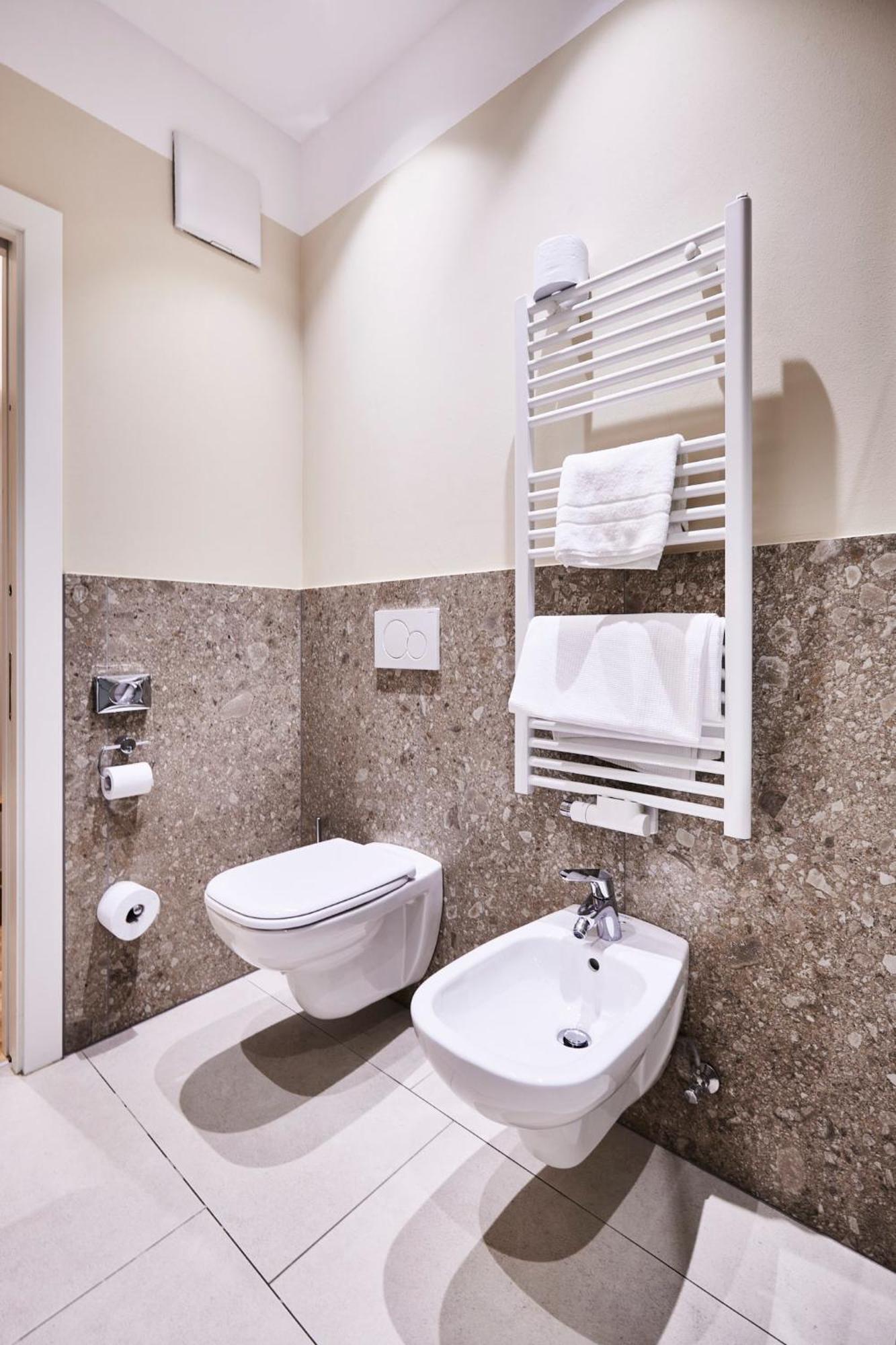 Hotel Jarolim Бресаноне Екстериор снимка